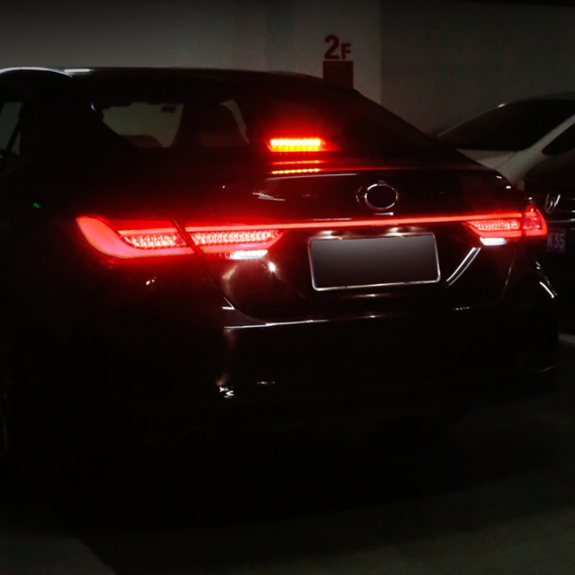 New Modified Tail Lights for 2018-2024 Toyota Camry Tail Light Assembly (BMW Style)