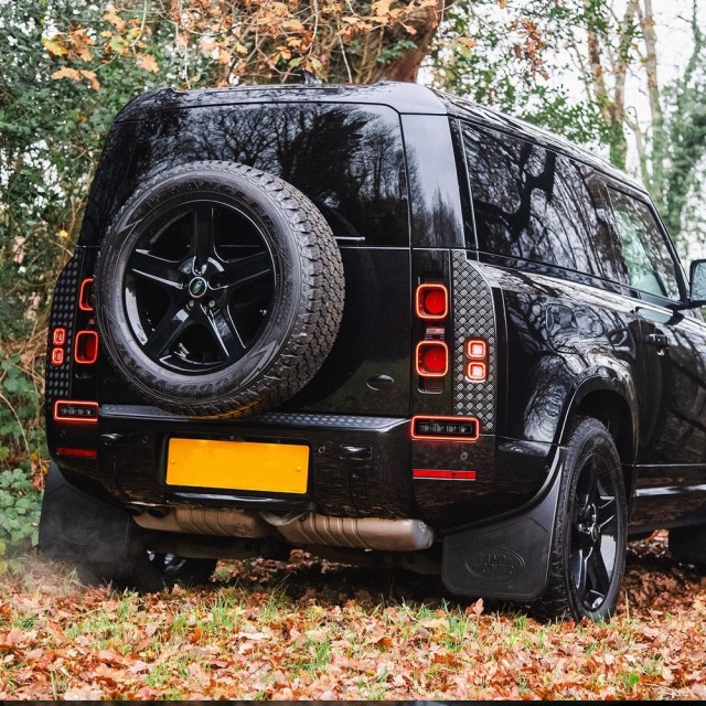 New Led bumper lights brake lights for 2020-2023 Land Rover Defender
