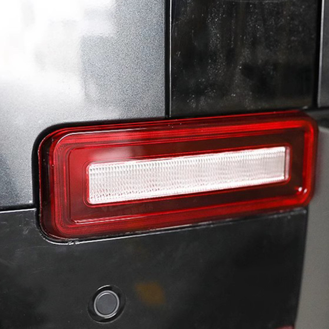 Led Tail Light for 2020-2023 Land Rover Defender LED Bumper Light (Red color)