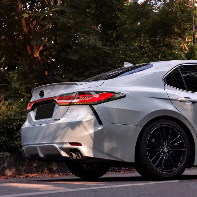 New Modified Tail Lights for 2018-2024 Toyota Camry Tail Light Assembly (BMW Style)