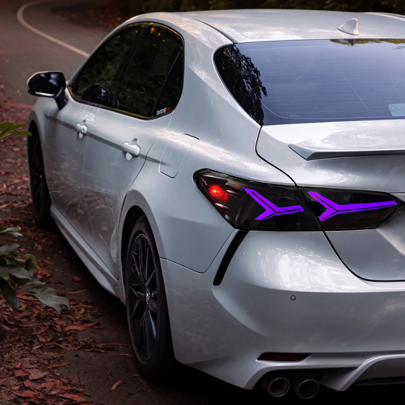 For 2018-2024 Toyota Camry 8th Gen LE/SE/XLE/XSE Led Taillights Assembly (White Fish Bone)