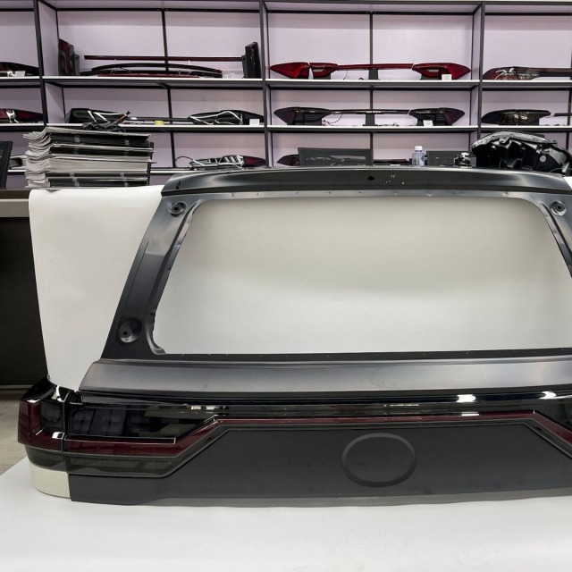 Fits Toyota Rancourt LC200 Upgraded Cut Through Tail Lights 2008-2021