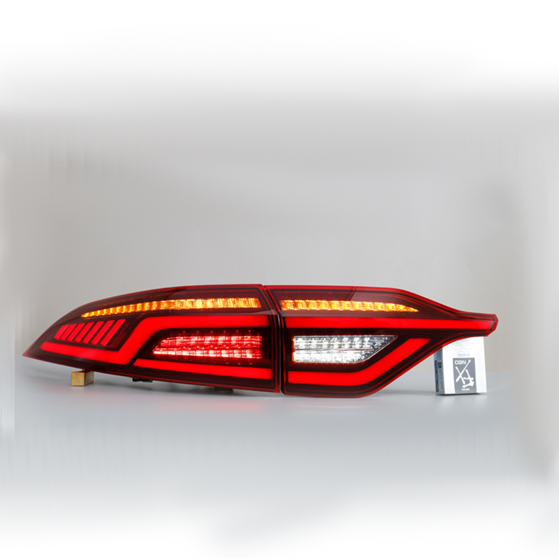 Suitable for 20 years Toyota Leyline modified tail lights running lights Corolla  LED rear penetration lights