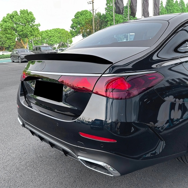 Benz Rear Wing Rear Wing Spoiler For Mercedes Benz E Class W214 E53 E63 AMG 2024+