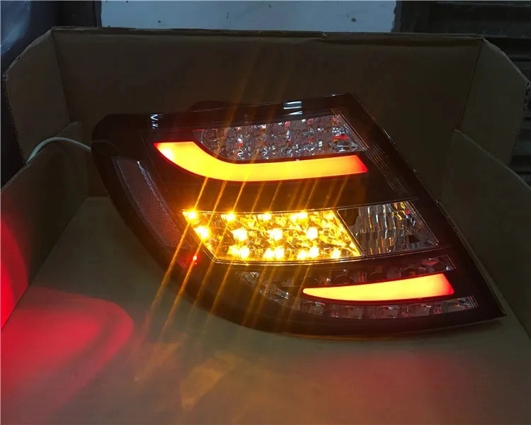 BMW 5 SERIES Car Styling for Benz W204 Tail Lights 2007-2013 C180 C200 C220 C300 LED Tail Lamp DRL Signal Brake Reverse Auto Accessories