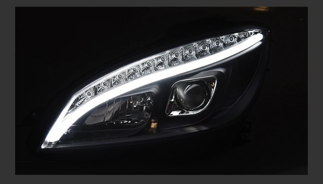Mercedes-Benz C-CLASS Car Styling Headlights for Benz W204 LED Headlight 2007-2010 Head Lamp DRL Signal Hid Bi Xenon Angel Eyes Projector Lens Auto Accessories
