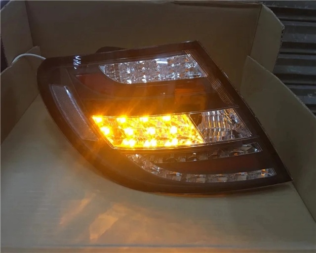 BMW 5 SERIES Car Styling for Benz W204 Tail Lights 2007-2013 C180 C200 C220 C300 LED Tail Lamp DRL Signal Brake Reverse Auto Accessories