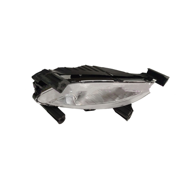 HYUNDAI Sonata  Suitable for the modern eighth generation Sonata front bumper fog light front bumper light front anti fog light assembly