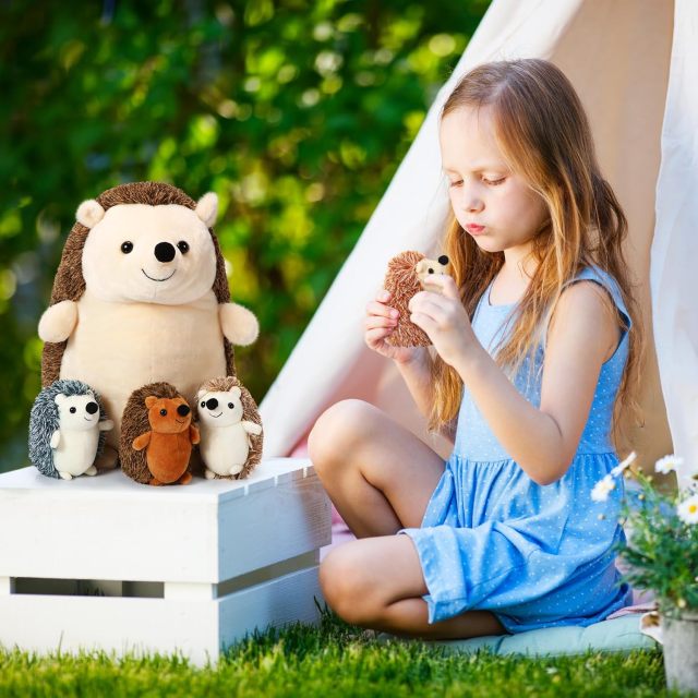Hedgehog Stuffed Animal Large Mommy Hedgehog Plush Toys with 4 Baby Soft Cuddly Plushie Toy Sets for Birthday Gifts,KingKong Toys