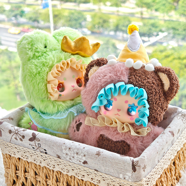 Original LOVELY EMMA Strange Flavor Party Series Mystery Blind Box Kawaii Plush Keychains Toys,KingKong Toys