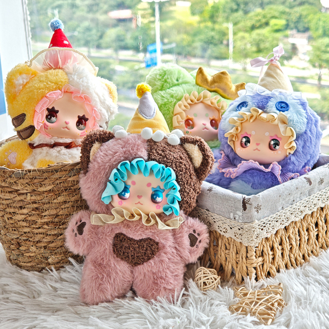 Wholesale Genuine Flavor Twist Series Vinyl Plush Blind Box Cute Action Figure LuckyEmma Mystery Box Anime Doll Gift Toy,KingKong Toys