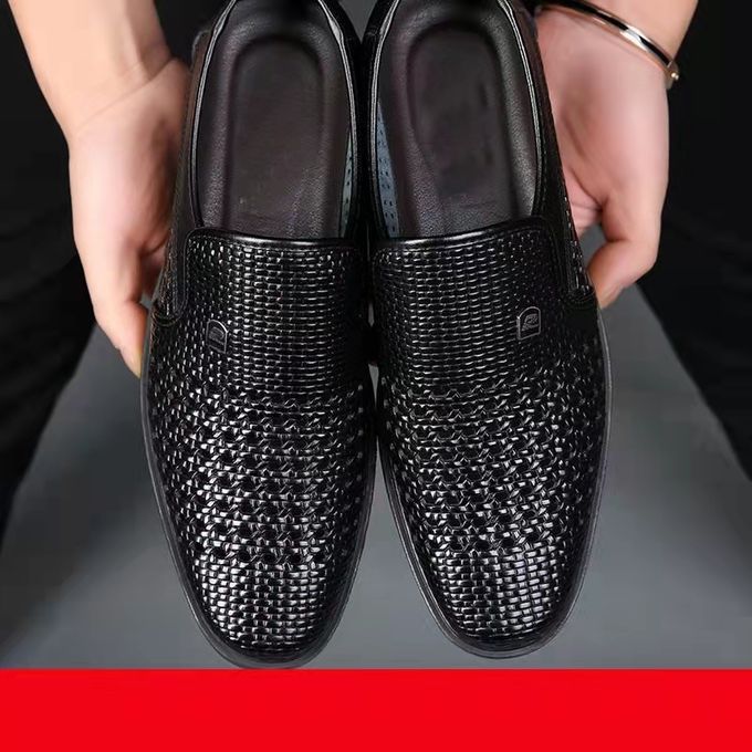 Leather Shoes Men's Formal Shoes With Soft Soles Sandals