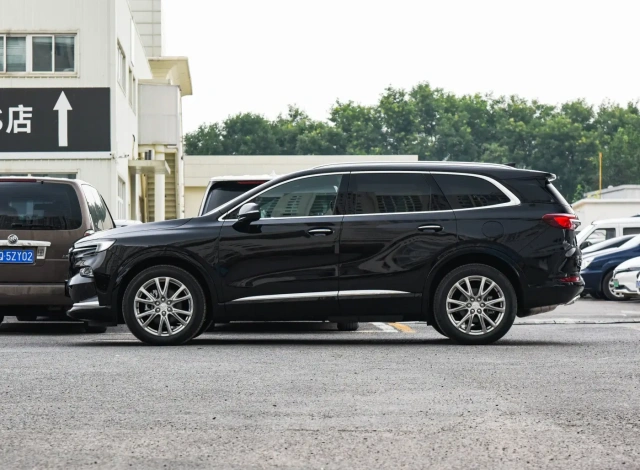 In Stock 2022 Enclave 652T Four Wheel Drive Exclusive Flagship Model New Cars Fuel SUV Vehicle For Bui*ck Enclave 652T Used Car