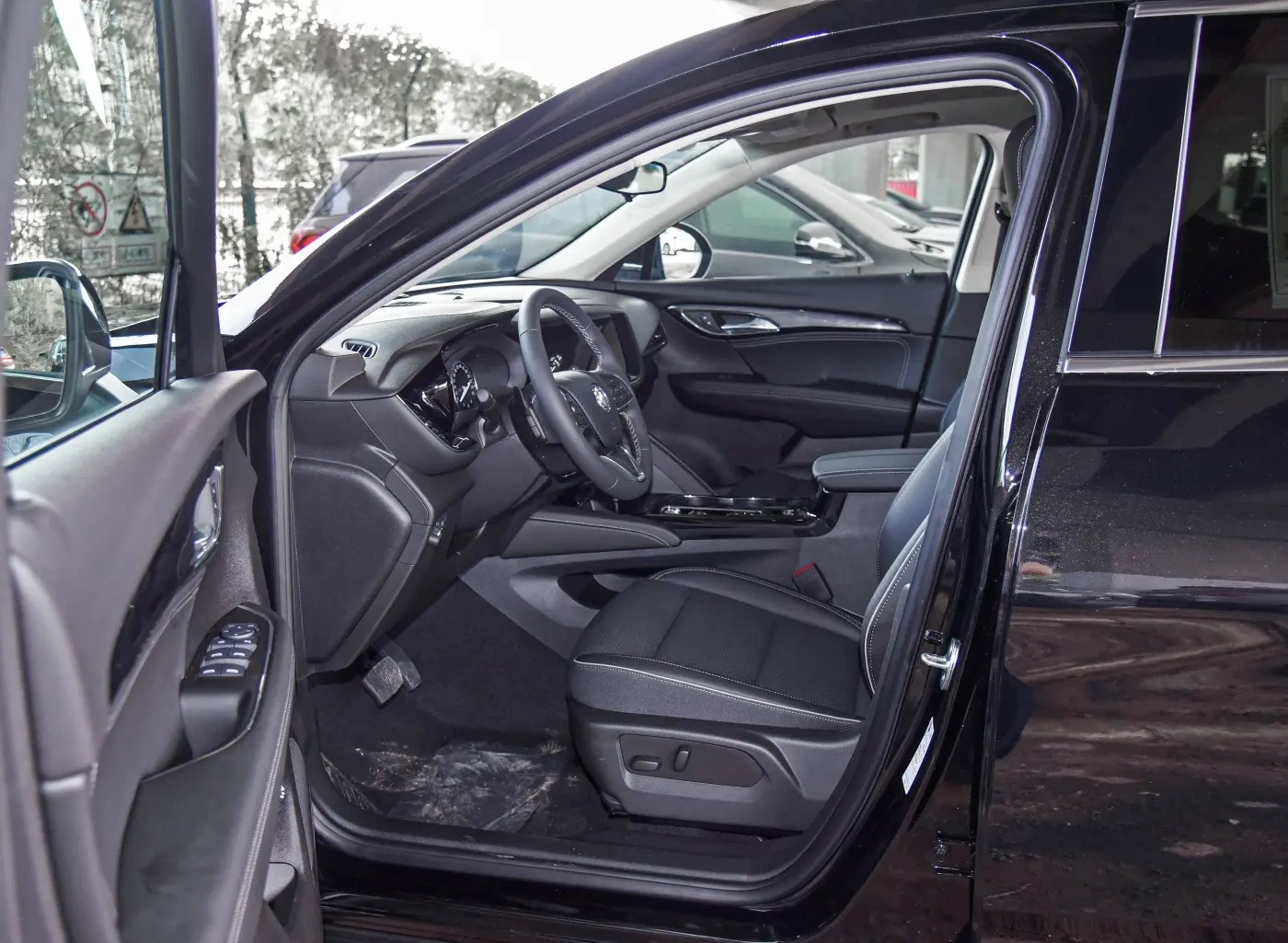In Stock 2022 Envision S 652T Deluxe Model New Cars Fuel SUV Vehicle For Bui*ck Envision S 652T Used Car