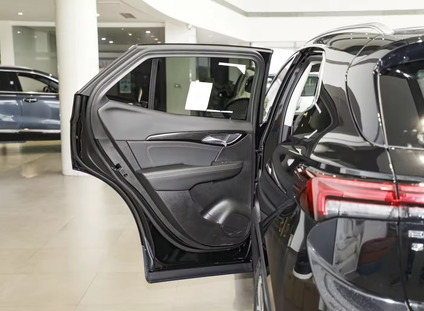 In Stock 2023 Envision S 552T Deluxe Model New Cars Fuel SUV Vehicle For Bui*ck Envision S 552T Used Car