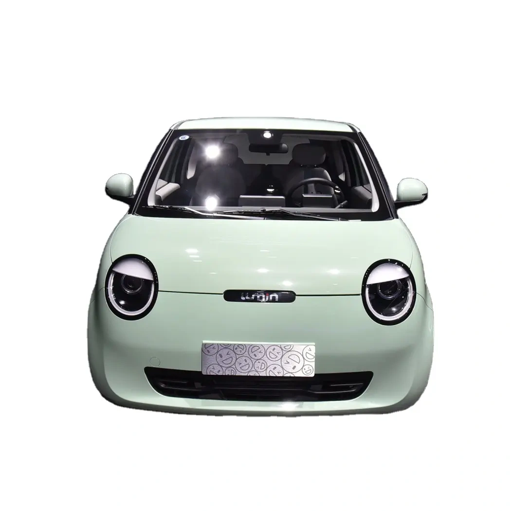 30kW Changan Electric Vehicle Mini BenBen Lumins 155km 210km 301km New Energy Electric Car for girls