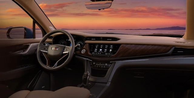 In Stock 2022 New Cars Cheap SUV XT6 28T Fashion Four Drive Hoy Saling Made In China For Cadillac Used Cars