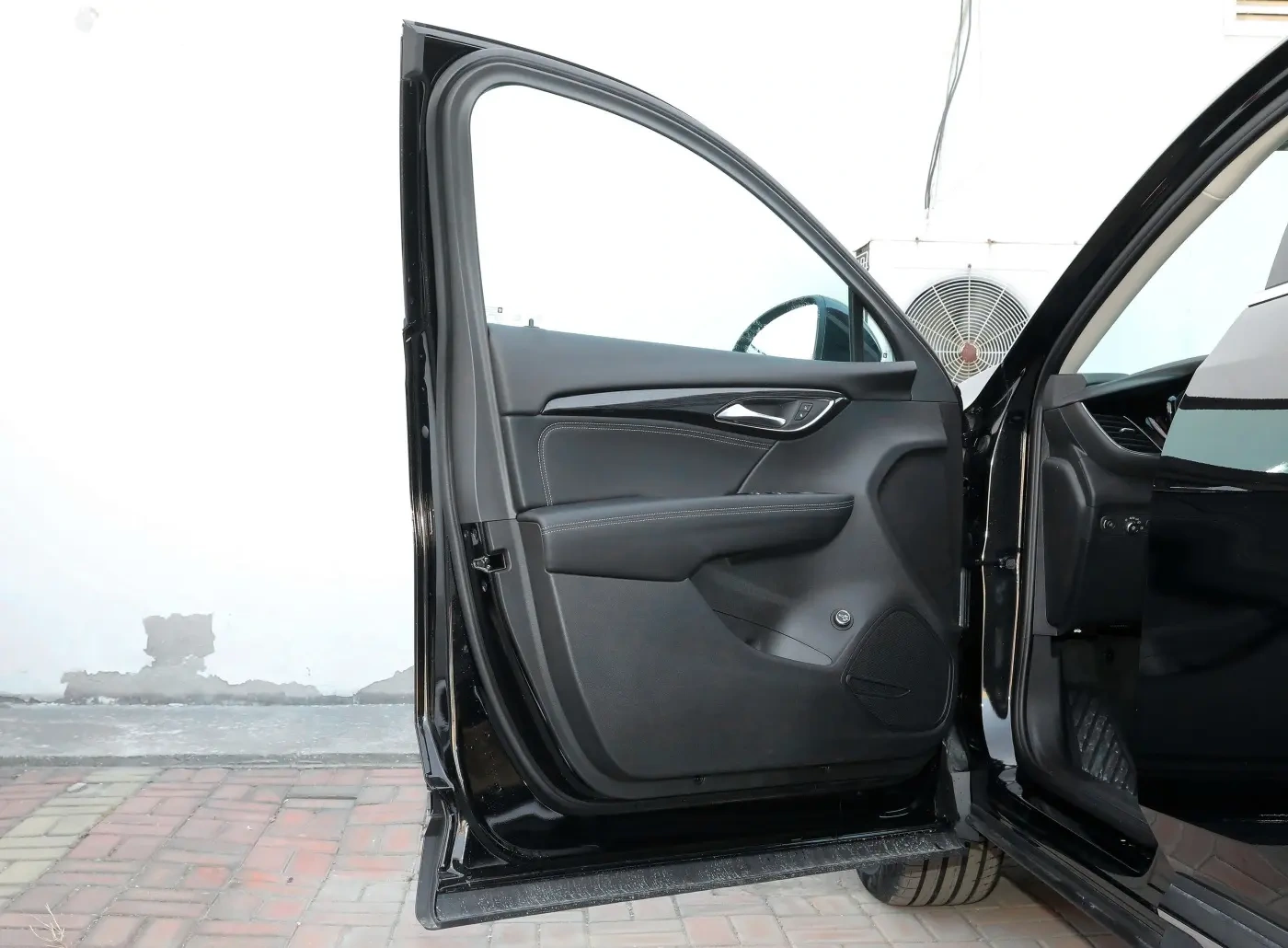 In Stock 2023 Envision S 652T Deluxe Model New Cars Fuel SUV Vehicle For Bui*ck Envision S 652T Used Car