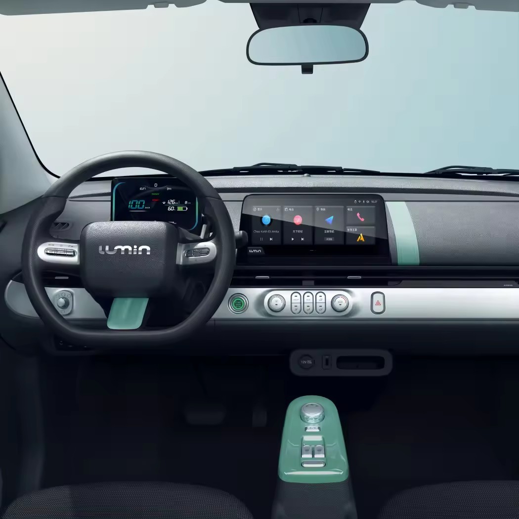 30kW Changan Electric Vehicle Mini BenBen Lumins 155km 210km 301km New Energy Electric Car for girls