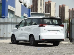 2020 China hot-selling tram SAIC Maxus EUNIQ 5 Elite Edition 7-seater cheap electric uesd ev 45000km car for SAIC