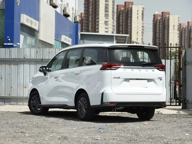 2020 China hot-selling tram SAIC Maxus EUNIQ 5 Elite Edition 7-seater cheap electric uesd ev 45000km car for SAIC