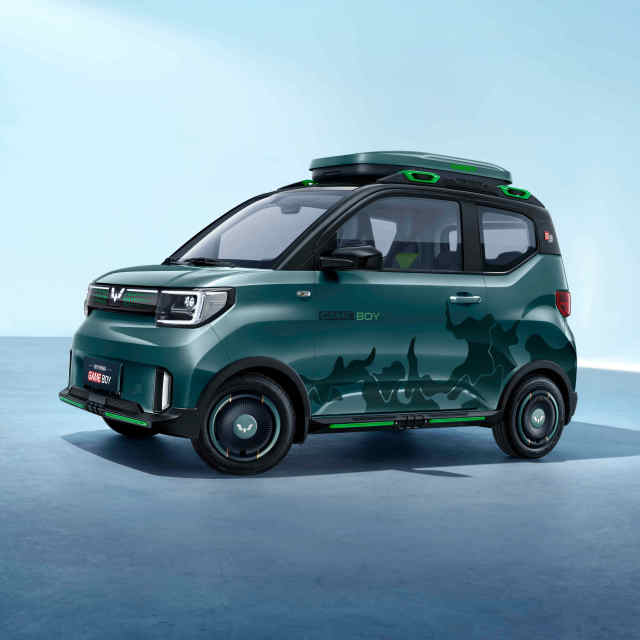 2022 New Electric Cheap Car EV Coupe Hot Saling Mobility Scooter Play Style 300km For Wu Ling GAMEBOY Used Cars