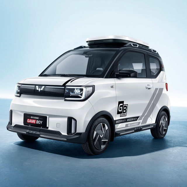 2022 New Electric Cheap Car EV Coupe Hot Saling Mobility Scooter Play Style 300km For Wu Ling GAMEBOY Used Cars