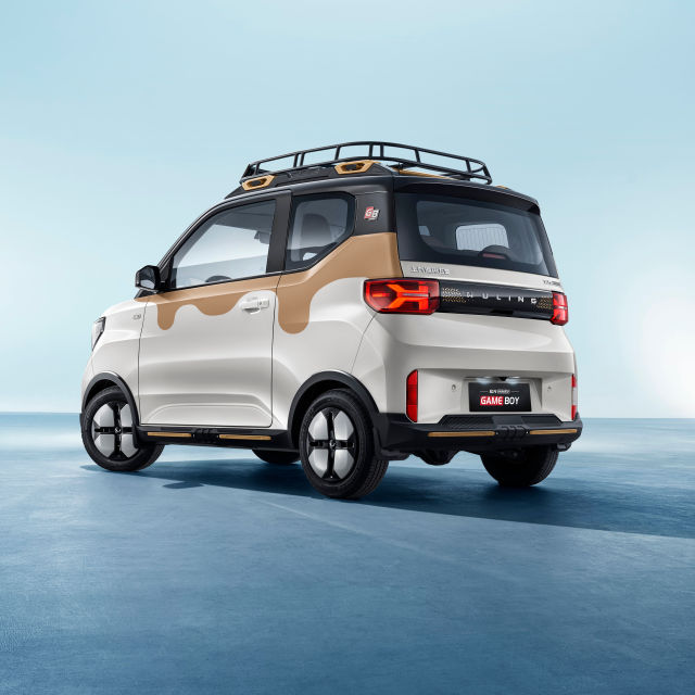 2022 New Electric Cheap Car Wuling Mini EV Coupe Hot Saling Compact Car Play Coffee Style 300km For Wu Ling GAMEBOY Used Car