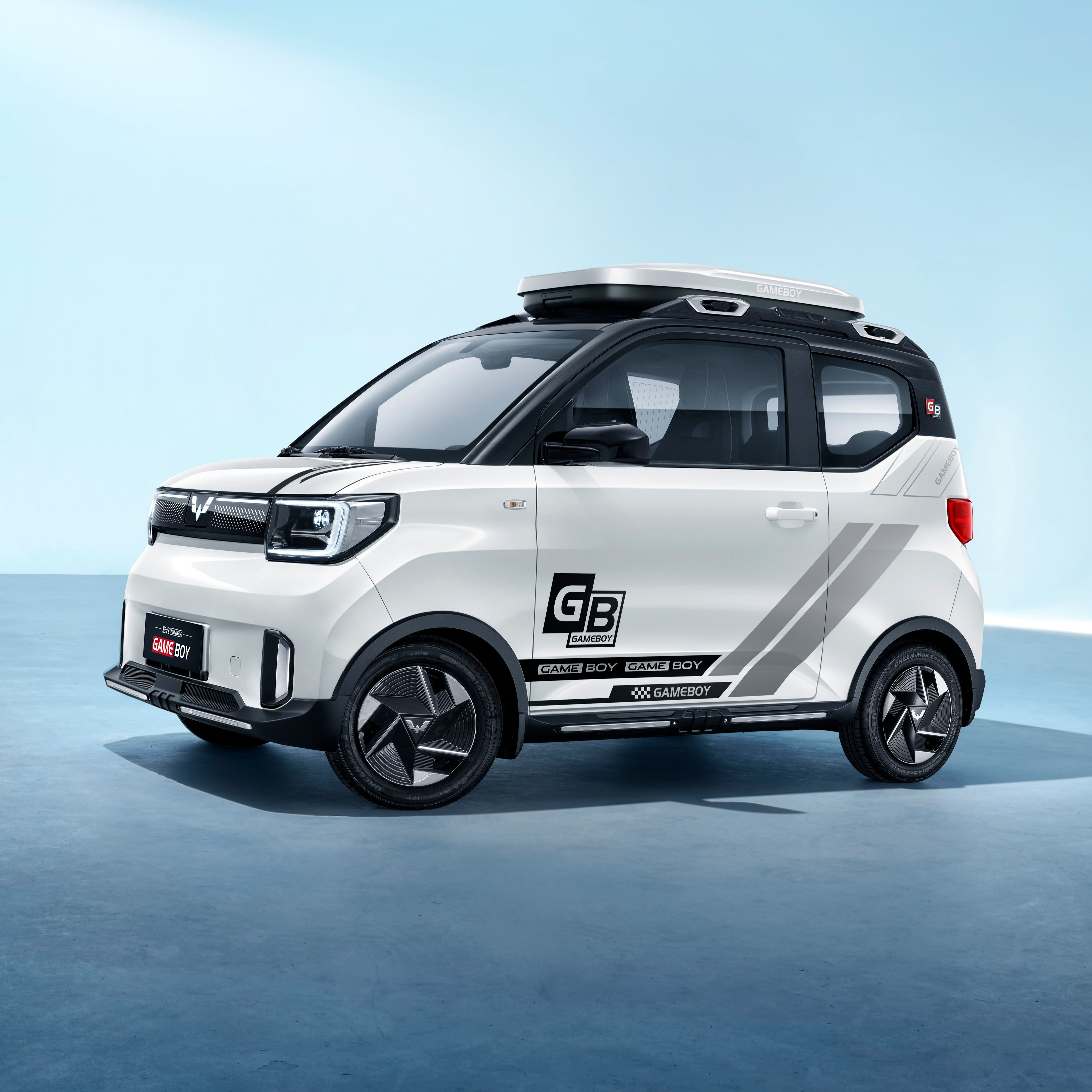 2022 New Electric Cheap Car Wuling Mini EV Coupe Hot Saling Mobility Scooter Play Coffee Style For Wu Ling GAMEBOY Used Car