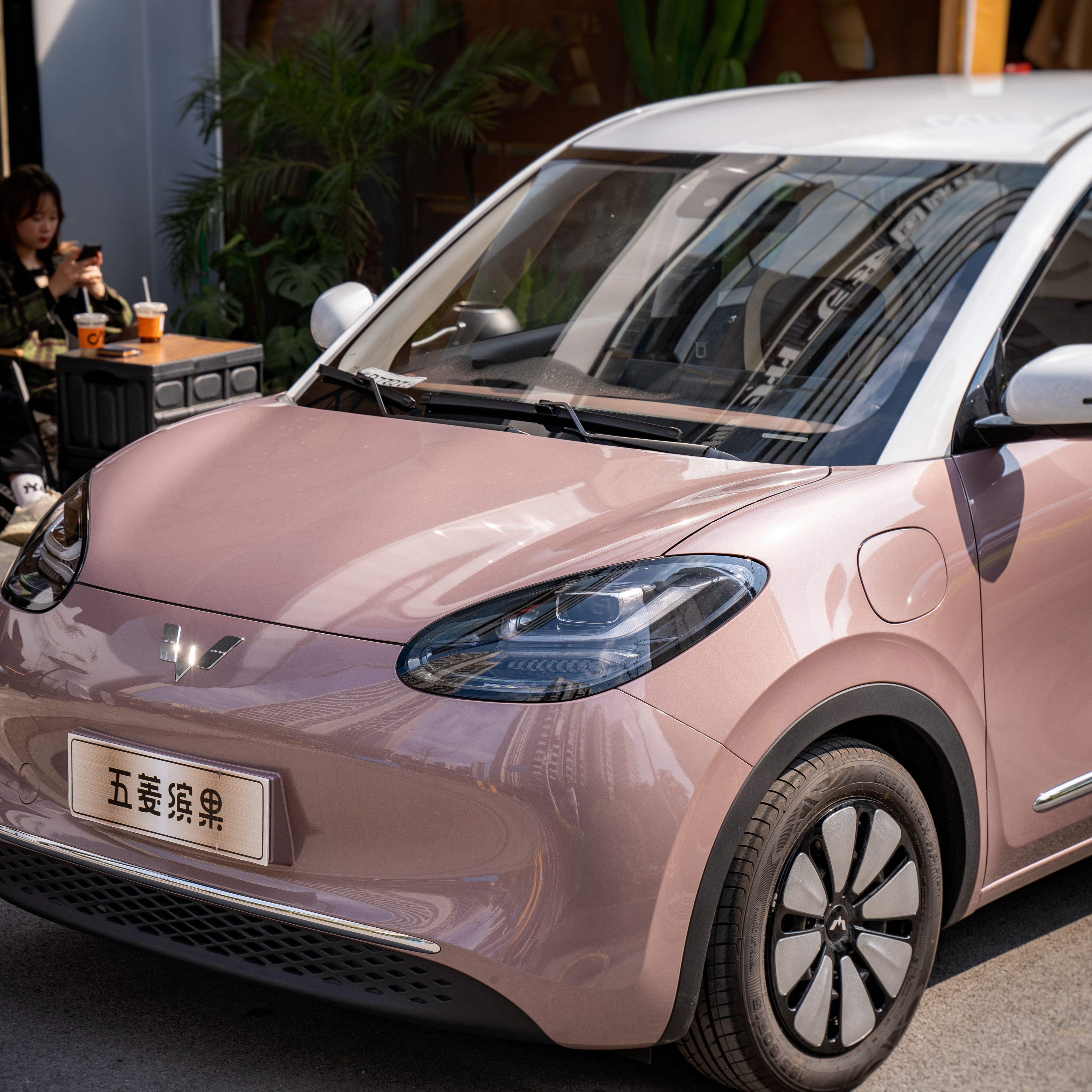 2023 New Electric Cheap Car EV Coupe Hot Saling Mobility Scooter For Wuling Bingo Used Car