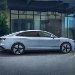 2023 New Energy Vehicles Cheap Voyah Free Spotlight Hybrid New Cars for Sale