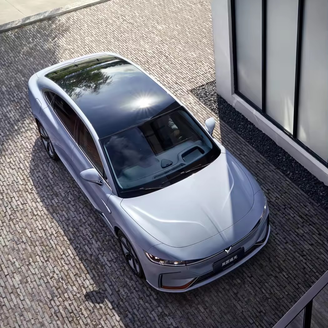 2023 New Energy Vehicles Cheap Voyah Free Spotlight Hybrid New Cars for Sale