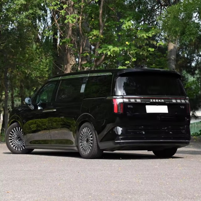 2022 New And Used Electric Cars EV Hot Saling Limousine Me Style Made In China For ZEEKR 009 Cars