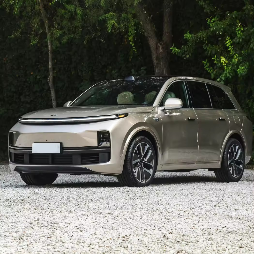 2024 New And Used Electric Car EV Hot Saling 5 Door 6 Seater Suv L8 MAX Style For Li Auto Used car