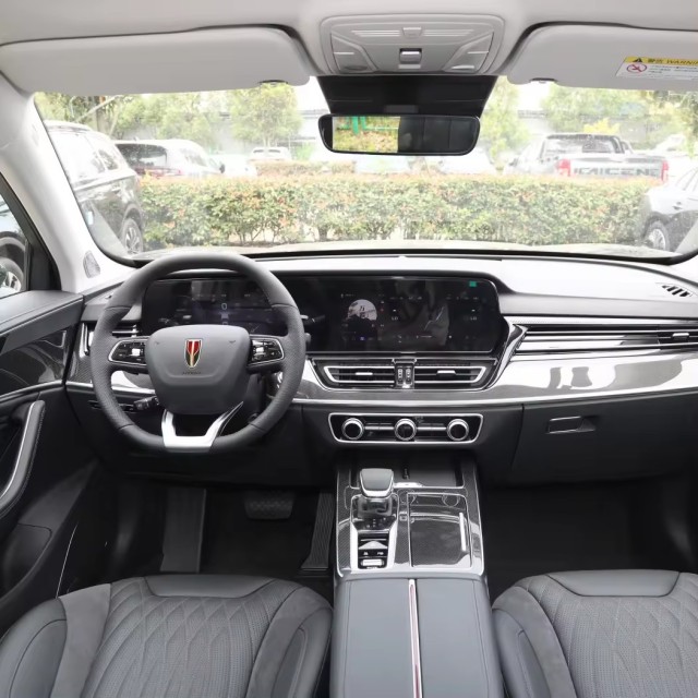 Chinese Automobile HS5 Gasoline Cars 2.0T Qi Ling Pro Cheap Car Hoy Saling Automobile Wholesale For HONG QI Used Cars