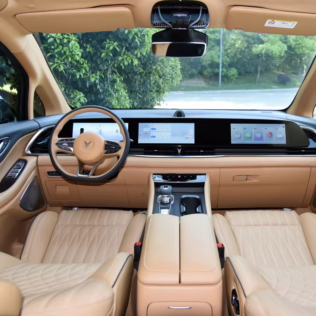 2022 NEW Model Voyah Dreamer 7 Seats Luxury Seating Ev Car MPV Zero carbon 475km Electric Cars For Family Or Business