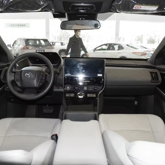 2022 New High Endurance Electric Car Bz4X Elite Long Battery Life LHD EV SUV Hot Saling For Toyota Used Car