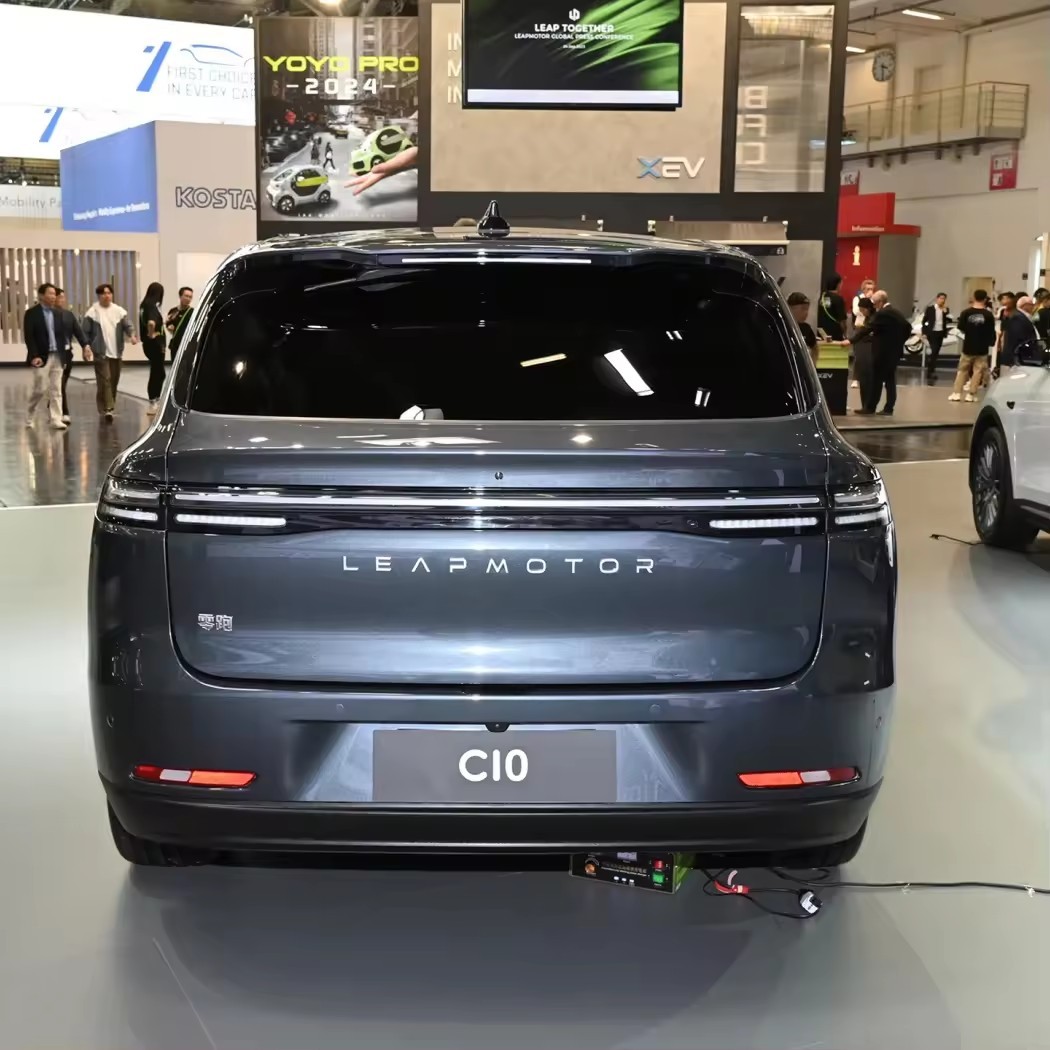 Hot sale ZEEKR C10 2023 Basic Model New And Used Electric Car From China New Ev Electric Vehicle