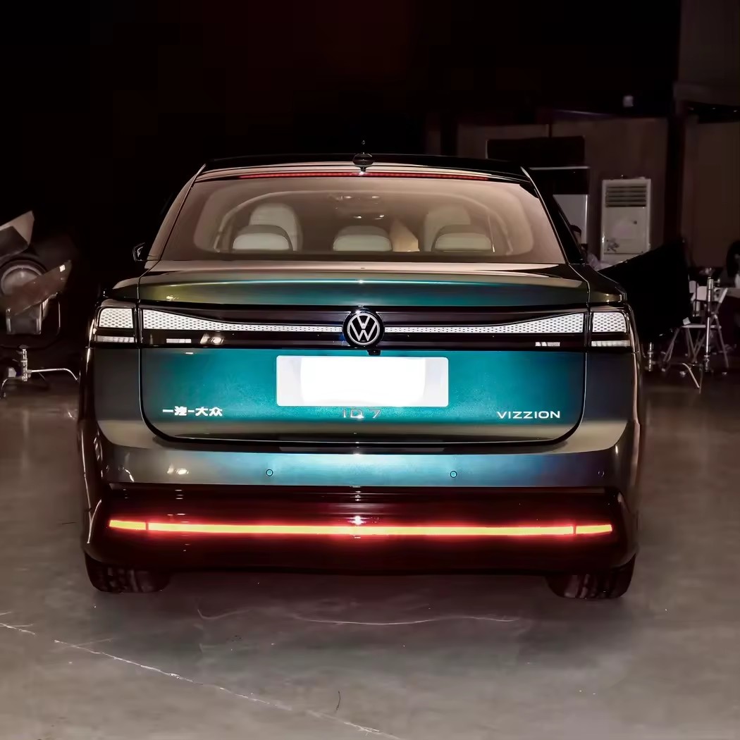 Vw Id7 Sedan Volkswagen Id.7 Pro id 7 Ev Car 2023 Adult 4 Wheel Chinese New Sport electric Vehicle High Quality