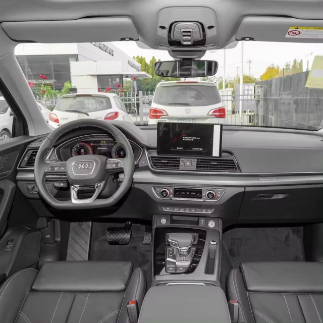 2022 New car hot saling sedani Q5L 40T luxury and Dynamic car for Audi