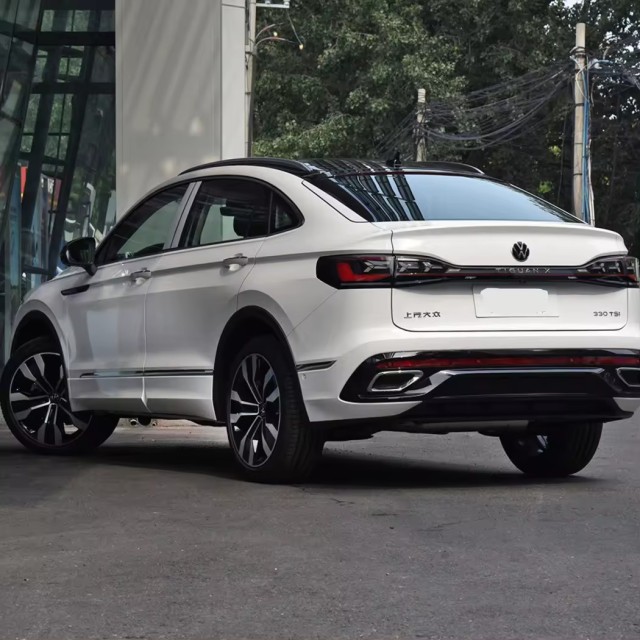 2022 New gasoline car Two-wheel drive version SUV hot saling Large space For VOLKSWAGEN tiguan
