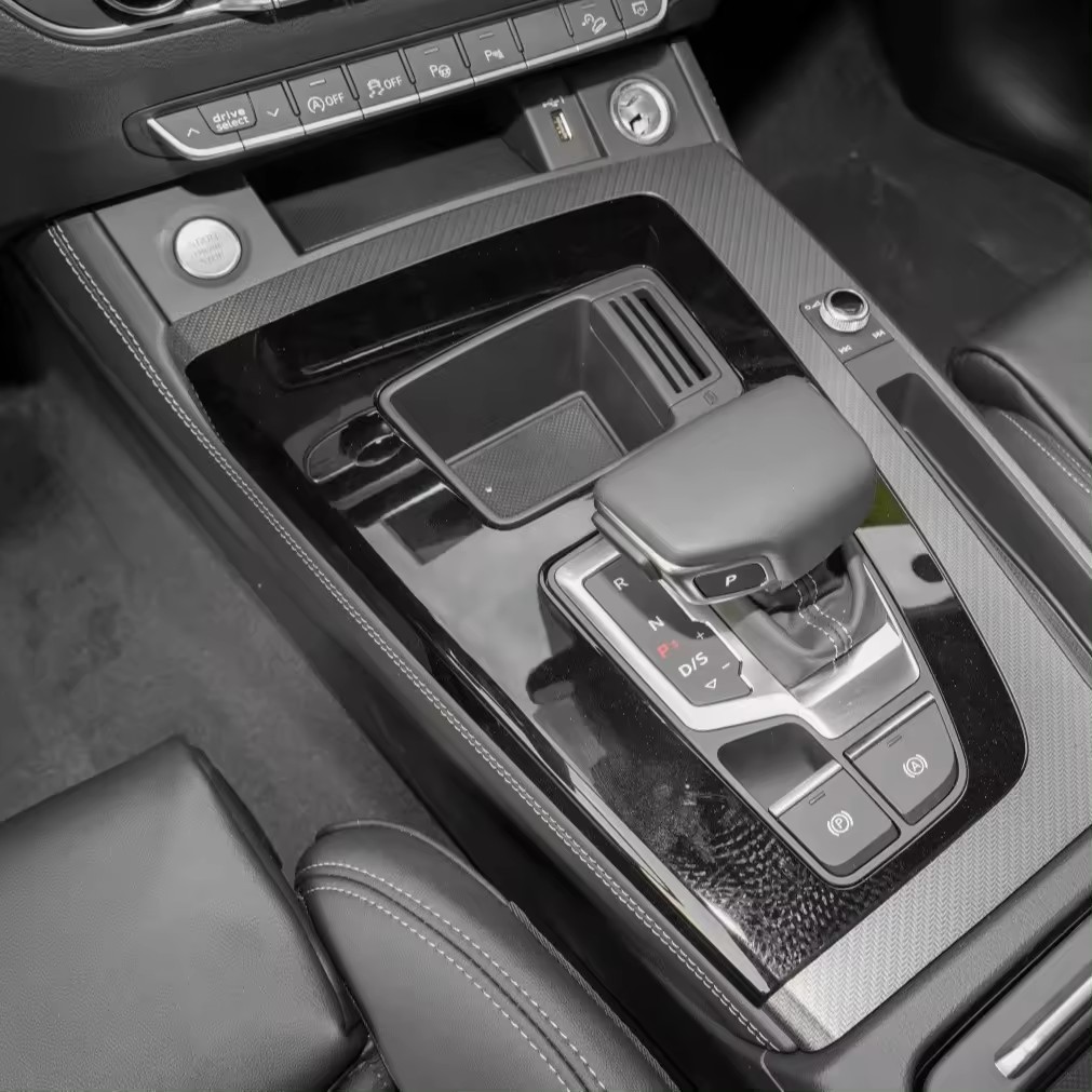 2022 New car hot saling sedani Q5L 40T luxury and Dynamic car for Audi