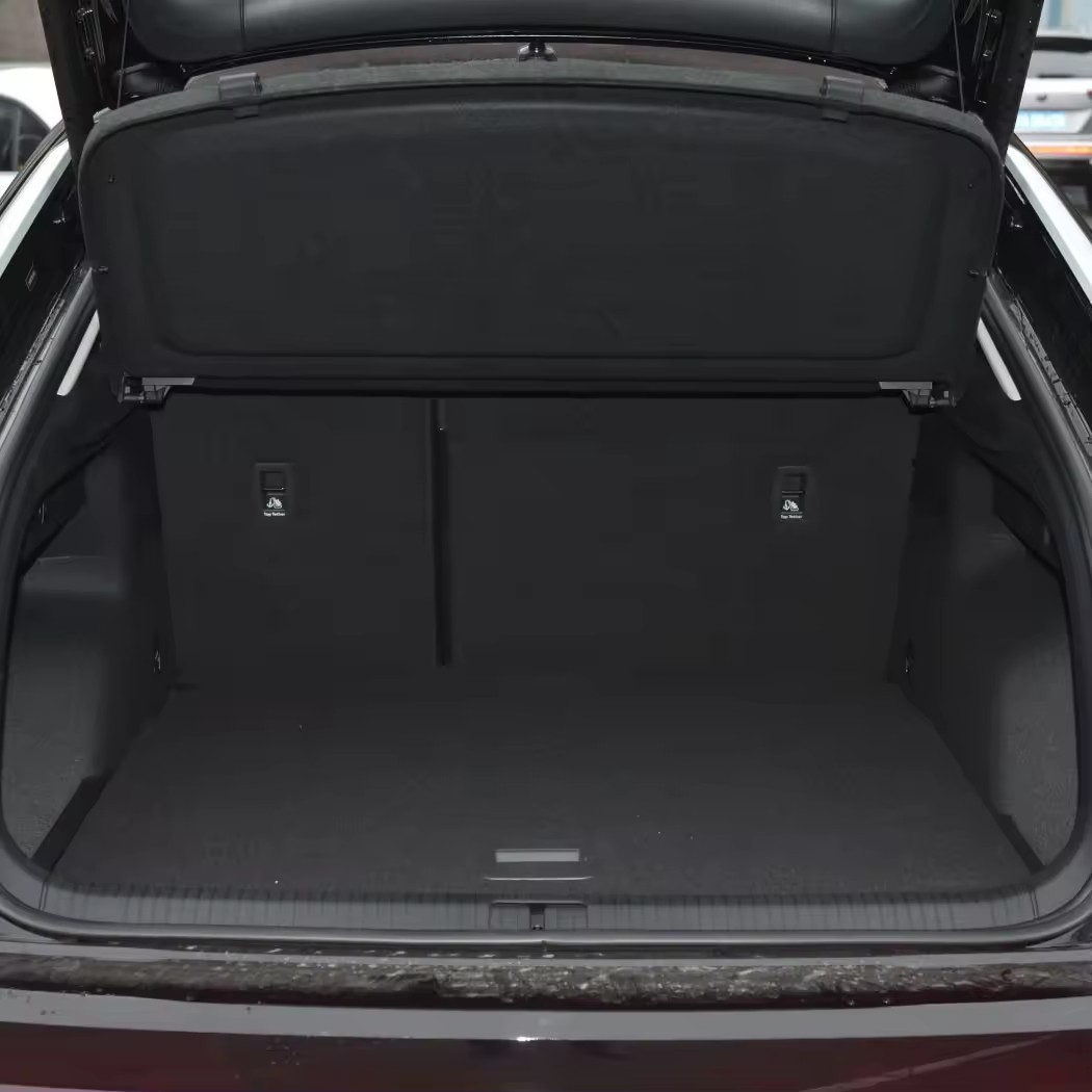 2022 New Gasoline Car Four-Wheel Drive Exclusive Edition SUV Hot Saling For VW Tiguan Used Car