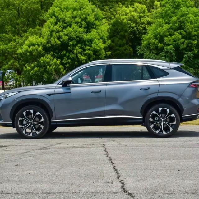 2023 New RX5 SUV Cars For Roewe Sale Superior edition Automatic Petrol Left Hand Drive Gas Vehicle New Car
