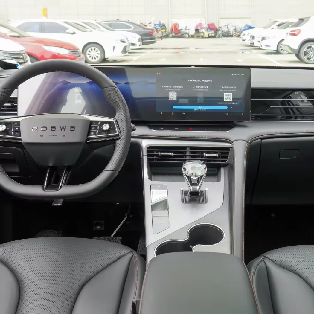 2023 New RX5 SUV Cars For Roewe Sale Deluxe sliding screen version Automatic Petrol Left Hand Drive Gas Vehicle New Car