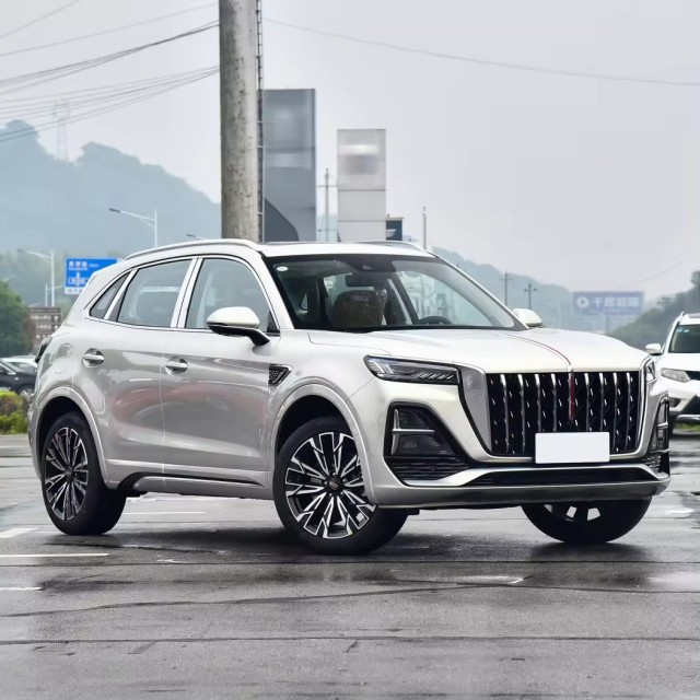 Chinese Automobile HS5 Gasoline Cars 2.0T Qi Xiang Pro Four-Wheel Drive Cheap Car Hoy Saling For HONG QI Used Cars