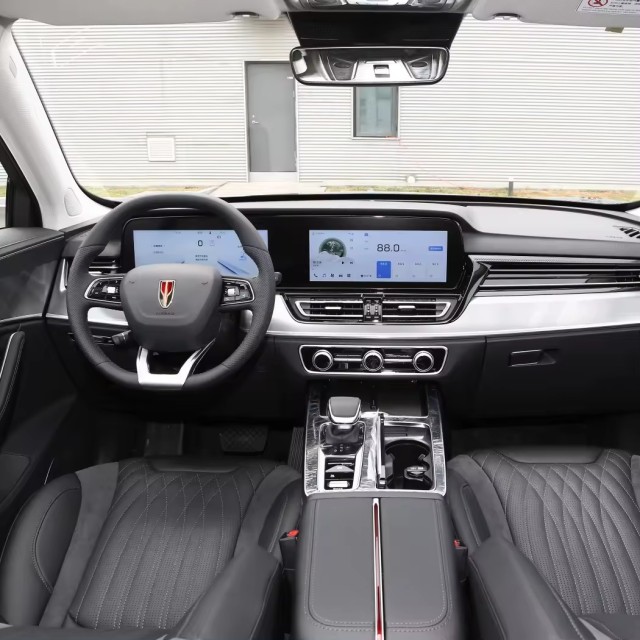 Chinese Automobile HS5 Gasoline Cars 2.0T Qi Xiang Pro Cheap Car Hoy Saling Automobile Wholesale For HONG QI Used Cars
