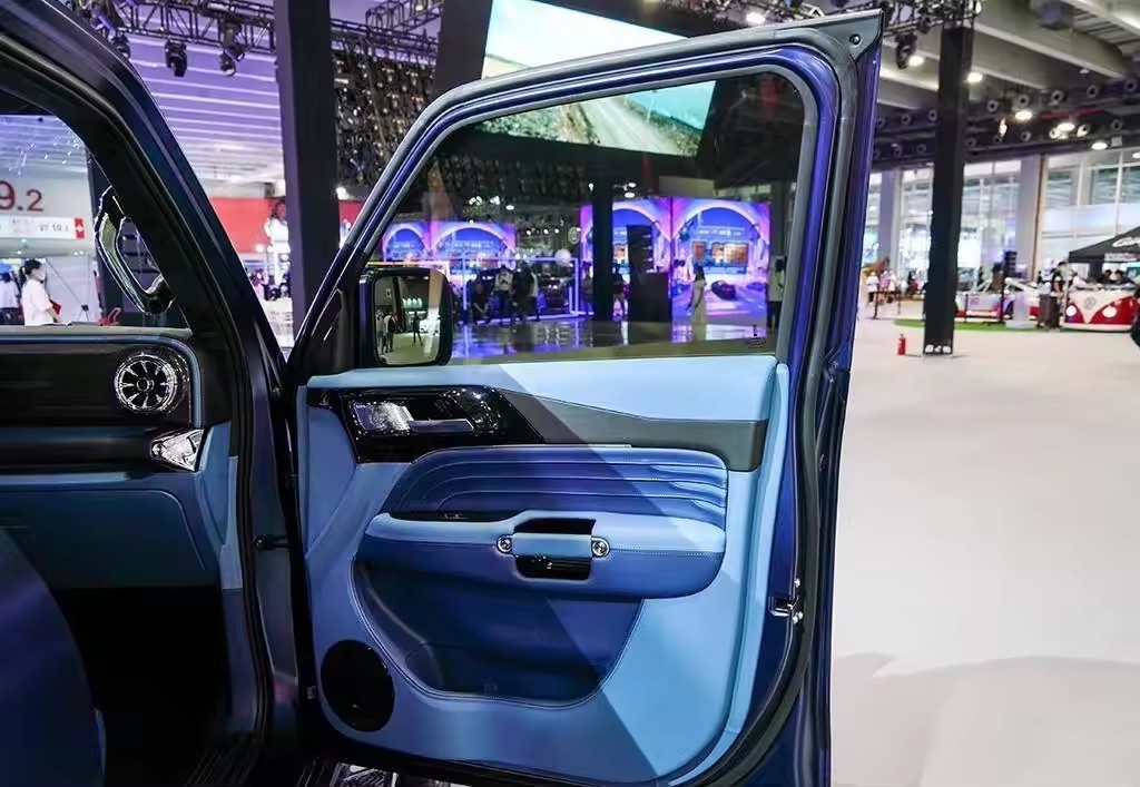 2023 In Stock SHADOW TANK Compact SUV Gasoline Car For Sale Off-Road Version 2.0T Adults Cars For Great Wall New cars