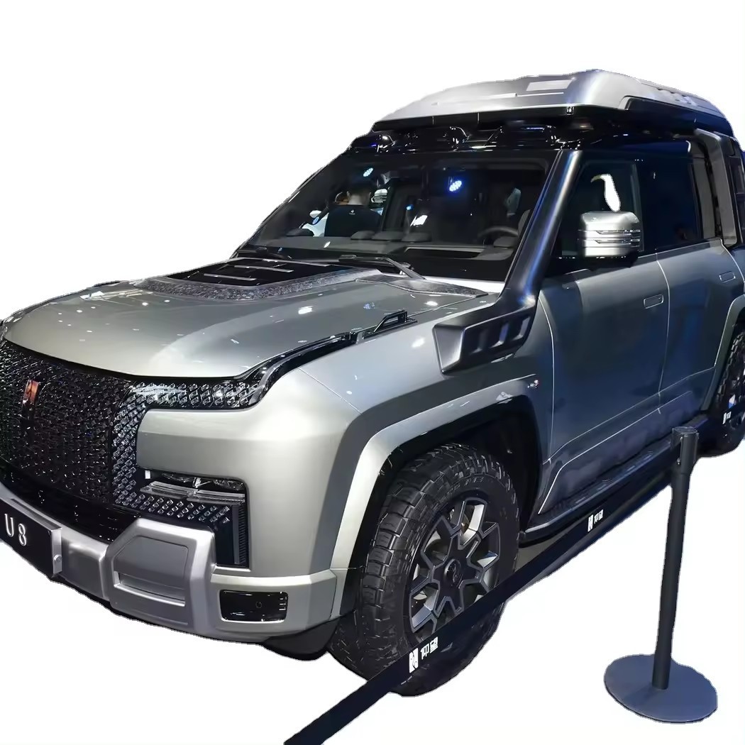 BYD Yangwang U8 2023 Luxury off road vehicle Four motor 4wd new energy electric car byd U8 off-road vehicle hybrid SUV