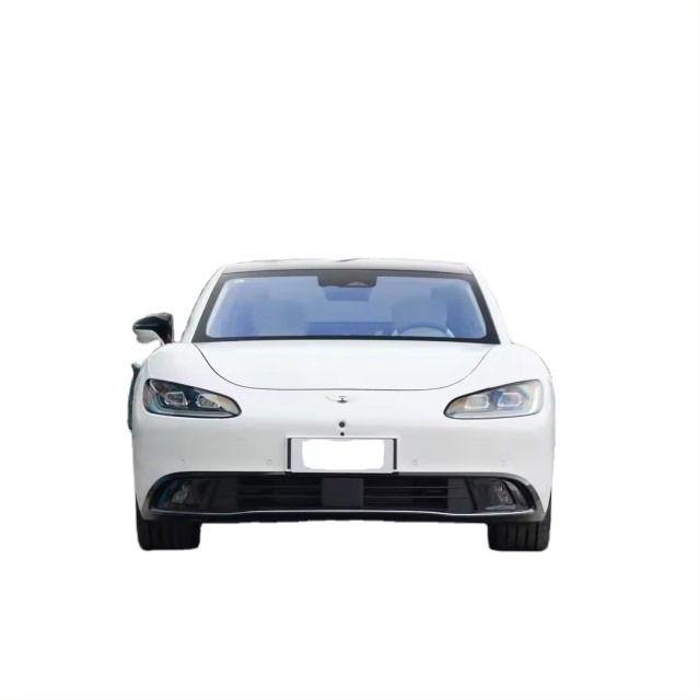 New Energy Vehicles Yuanhang Y6 2023 720KM rear-wheel drive premium version 720km large 4-door 5-seater sedan